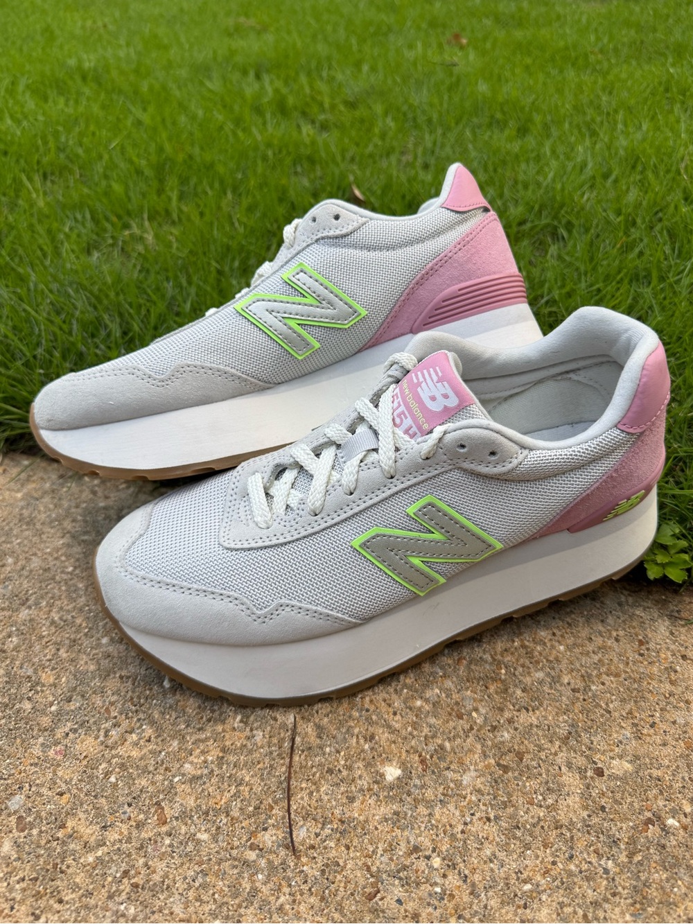 New Balance 515 Women's Grey & Pink Retro Runner Sneakers neon green
